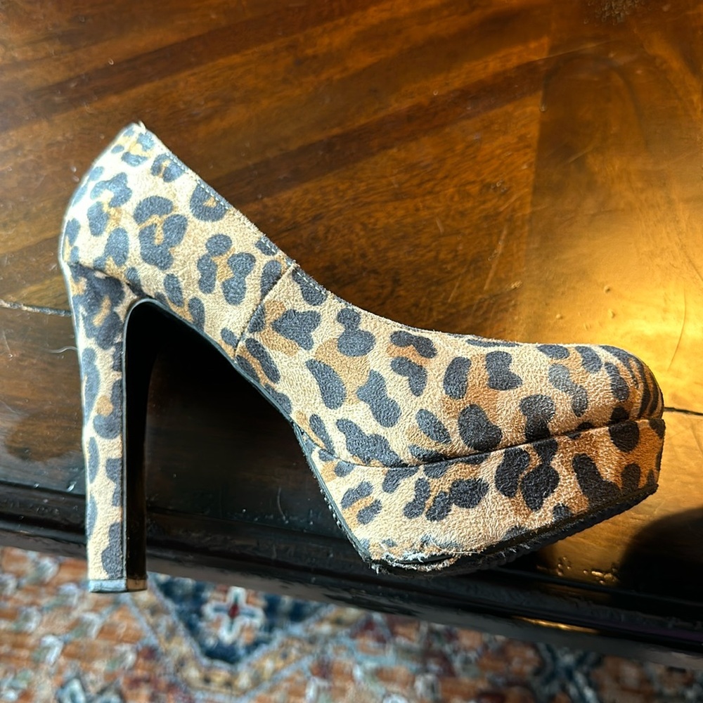 Mossimo leopard platform heels - Picture 6 of 7